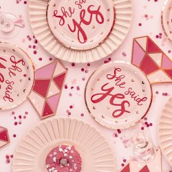 Tallrik "She Said Yes" rosa/rd - 6st, 18x25cm